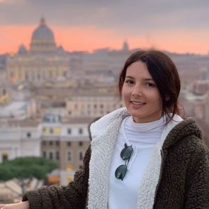 Meet your Posher, Ashley